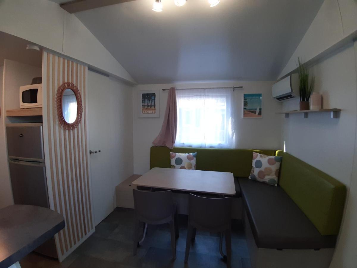 Mobil Home 4 6 Pers Climatise Camping Eurolac Aureilhan  المظهر الخارجي الصورة